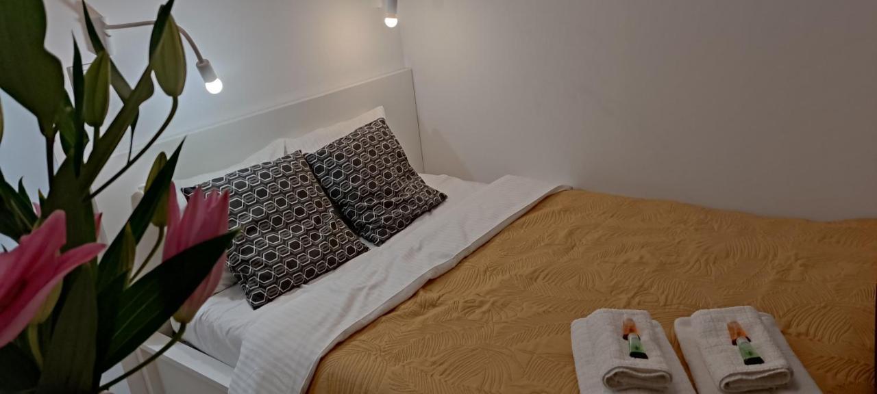 Be My Guest- Fontany Luxury Apartment Metro Wi-Fi Free Parking Zone Varsavia Esterno foto
